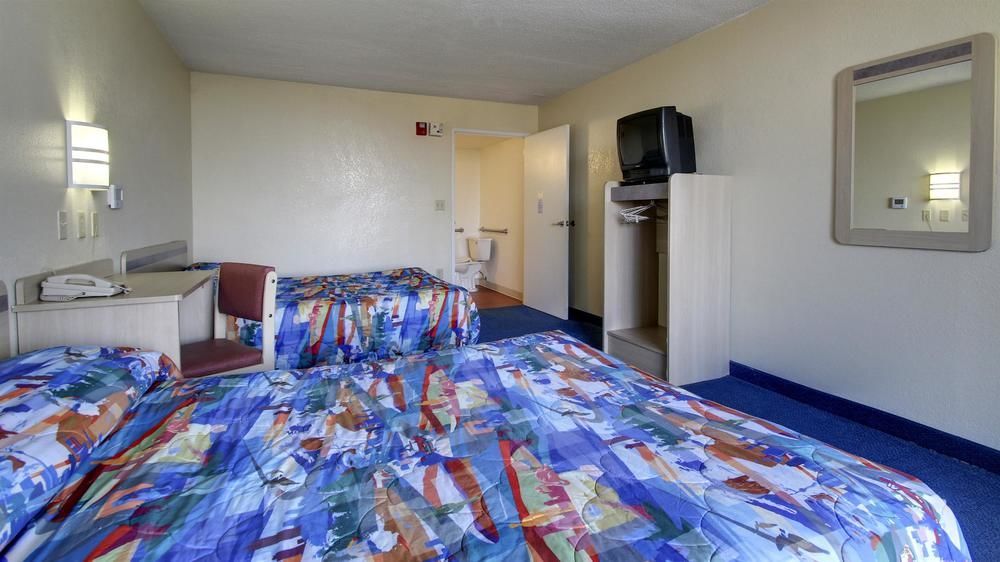 Econo Lodge Paducah West I-24 Exterior photo